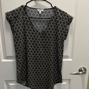 Express Women's Geometric Black and Gray Blouse